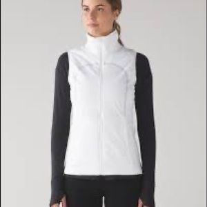 Lululemon run for the cold white vest size 6